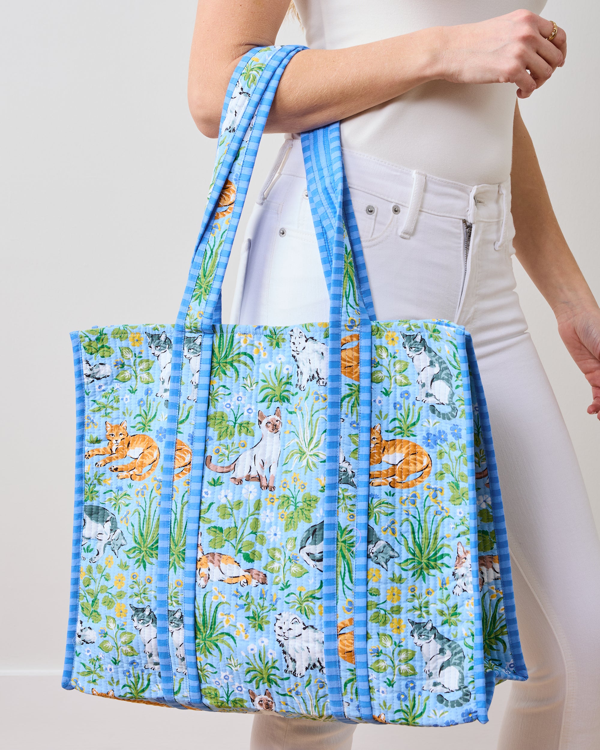 Must Love Cats - The Traveler Tote - Cornflower
