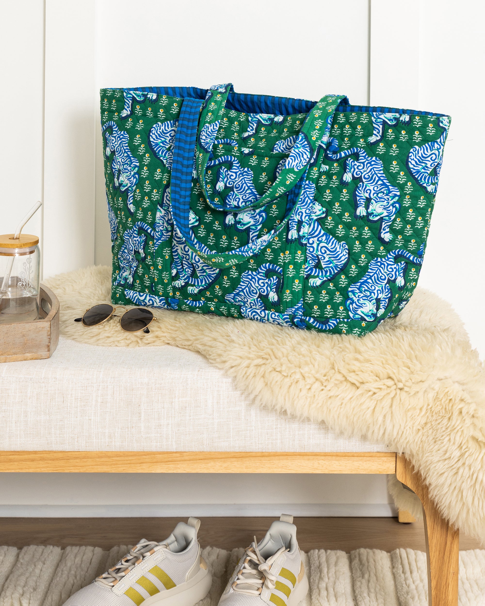 Tiger Queen - Weekend Bag with Pouch - Jade
