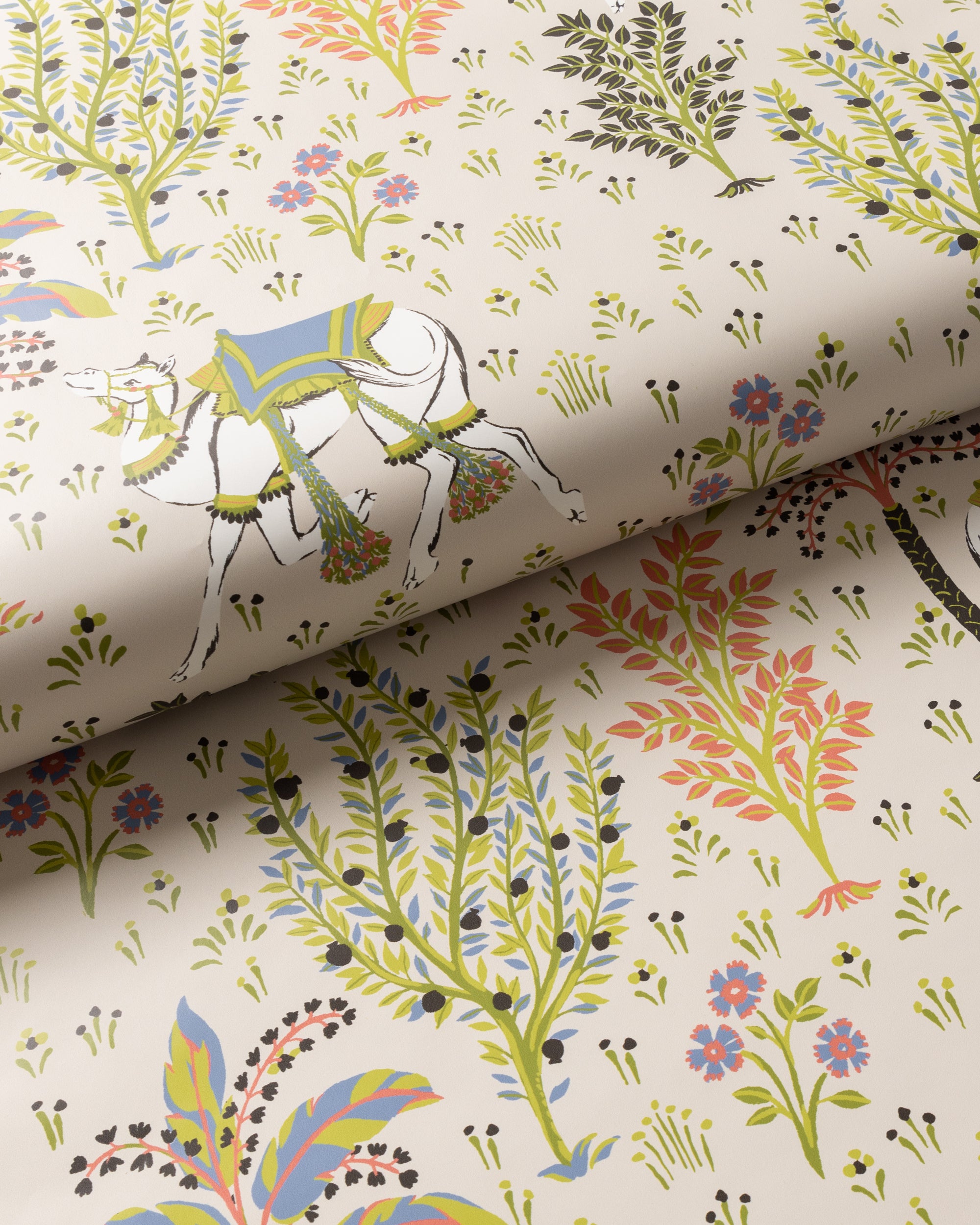 Camel's Courtyard - Peel & Stick Wallpaper - Linen