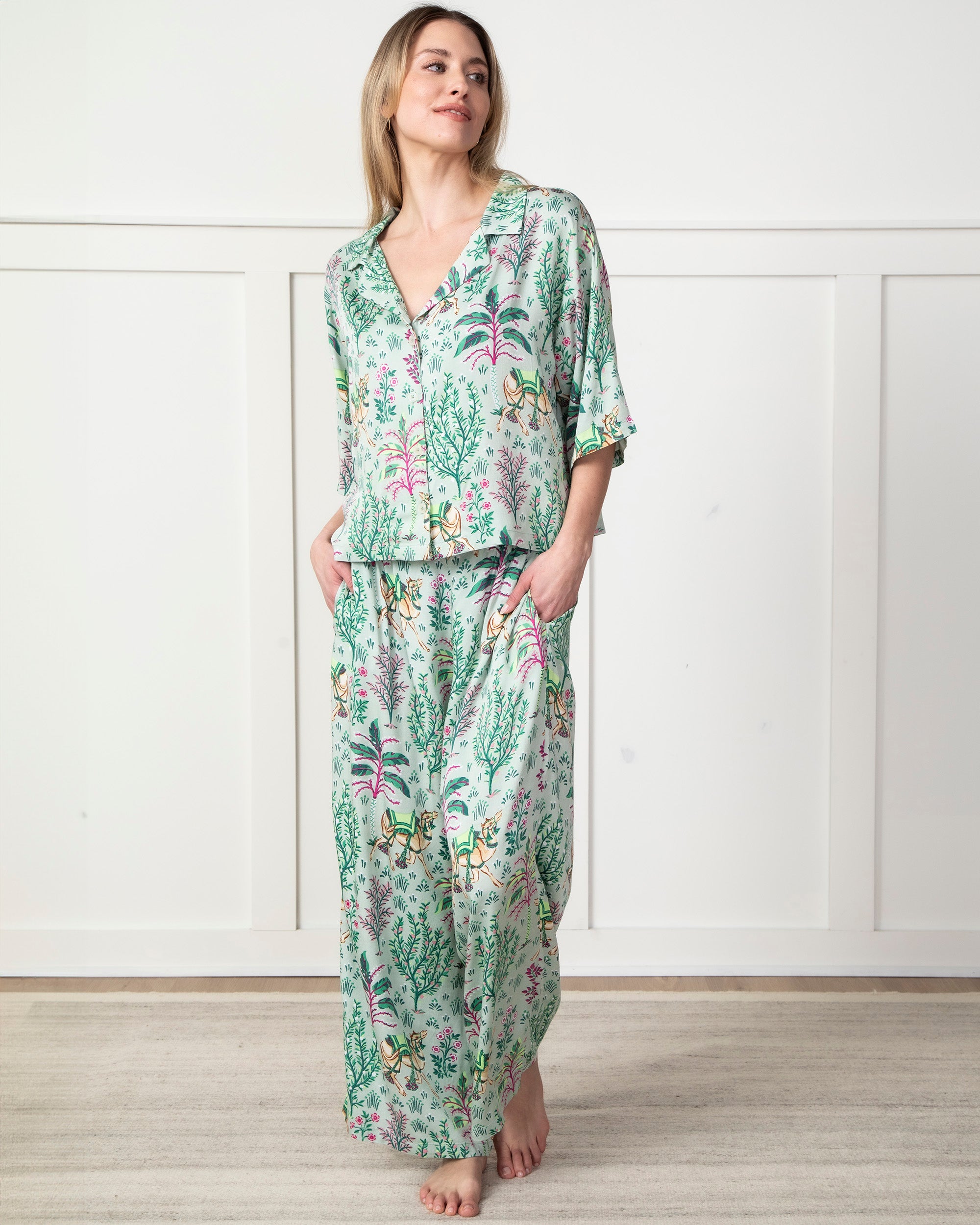Camel's Courtyard - Tall Eco Satin Wildest Dreams Set - Avocado